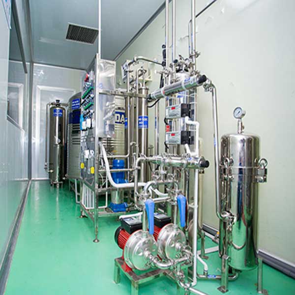 Dây chuyền lọc nước R.O công suất 3000 Lít/giờ dùng trong ngành dược phẩm