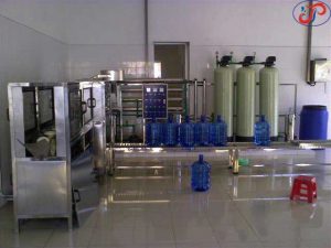 Mở cơ sở sản xuất nước tinh khiết đóng bình, đóng chai