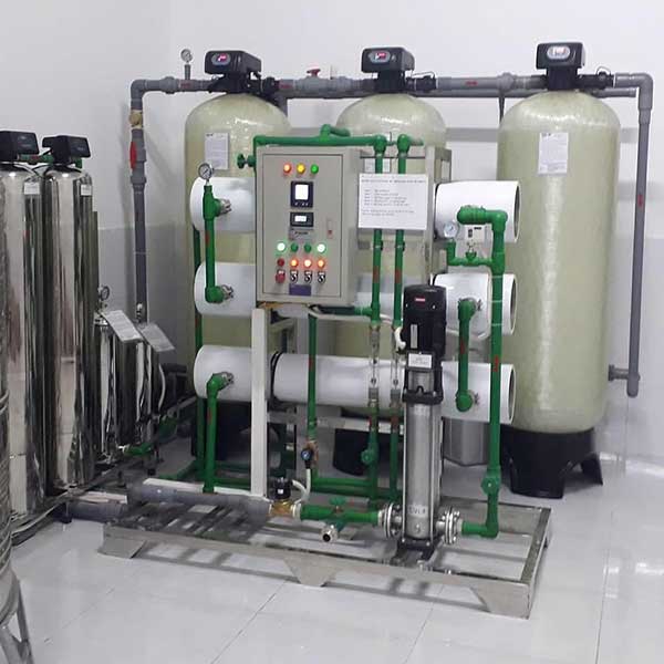 Hệ thống xử lý nước DI công suất 2000 lít/giờ
